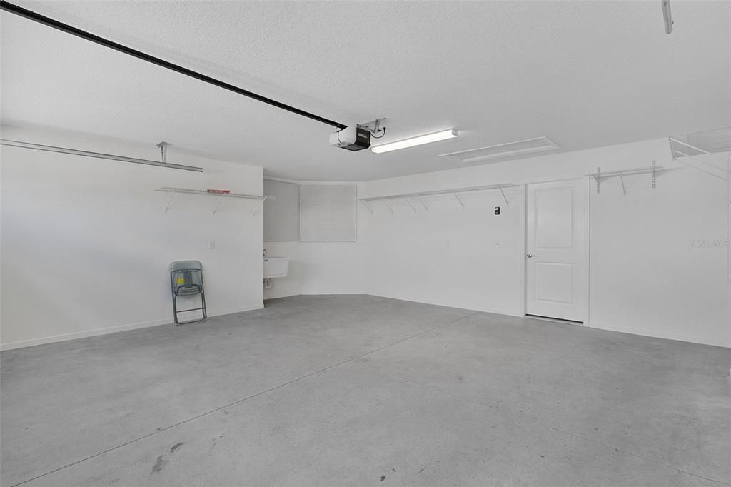 For Sale: $259,900 (2 beds, 2 baths, 1198 Square Feet)