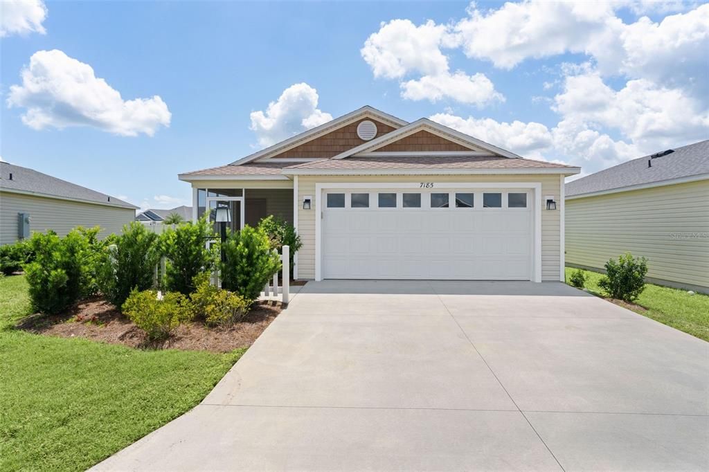 For Sale: $259,900 (2 beds, 2 baths, 1198 Square Feet)