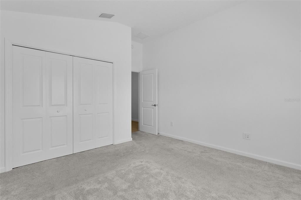 For Sale: $259,900 (2 beds, 2 baths, 1198 Square Feet)