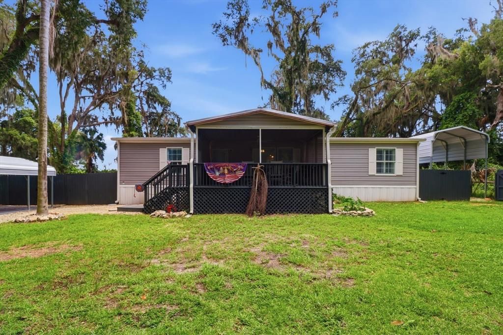 For Sale: $275,000 (3 beds, 2 baths, 1456 Square Feet)