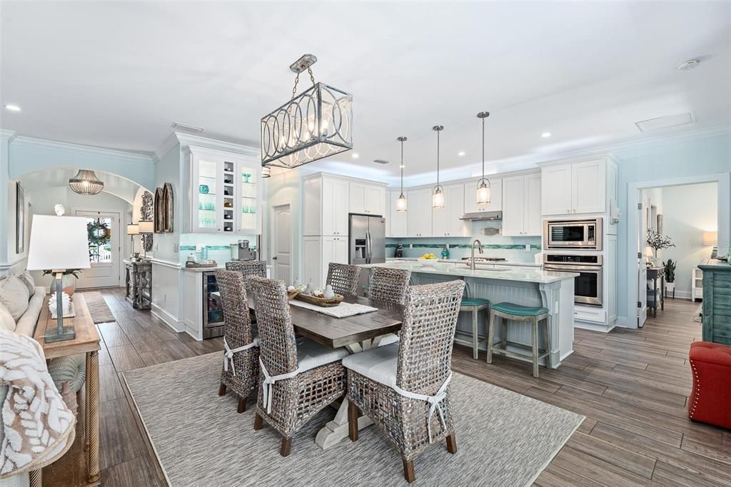 For Sale: $765,000 (3 beds, 2 baths, 1859 Square Feet)