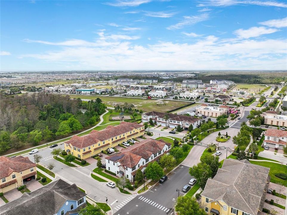 На продажу: $375,000 (2 спален, 2 ванн, 1723 Квадратных фут)