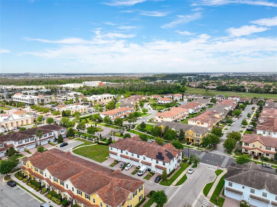 На продажу: $375,000 (2 спален, 2 ванн, 1723 Квадратных фут)