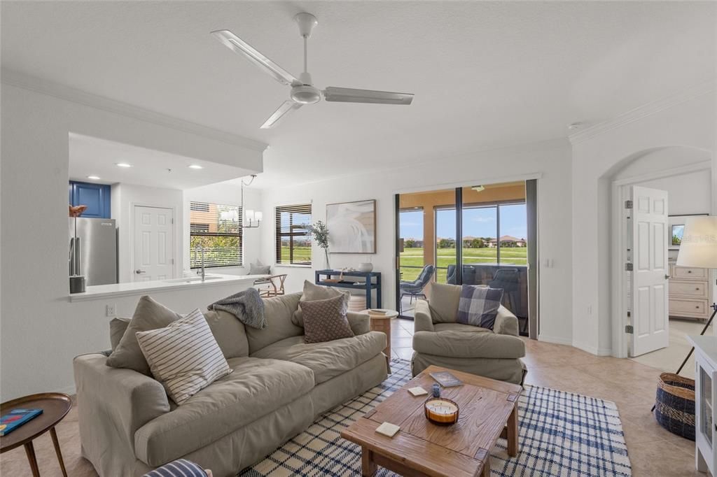 Active With Contract: $449,000 (3 beds, 2 baths, 1786 Square Feet)