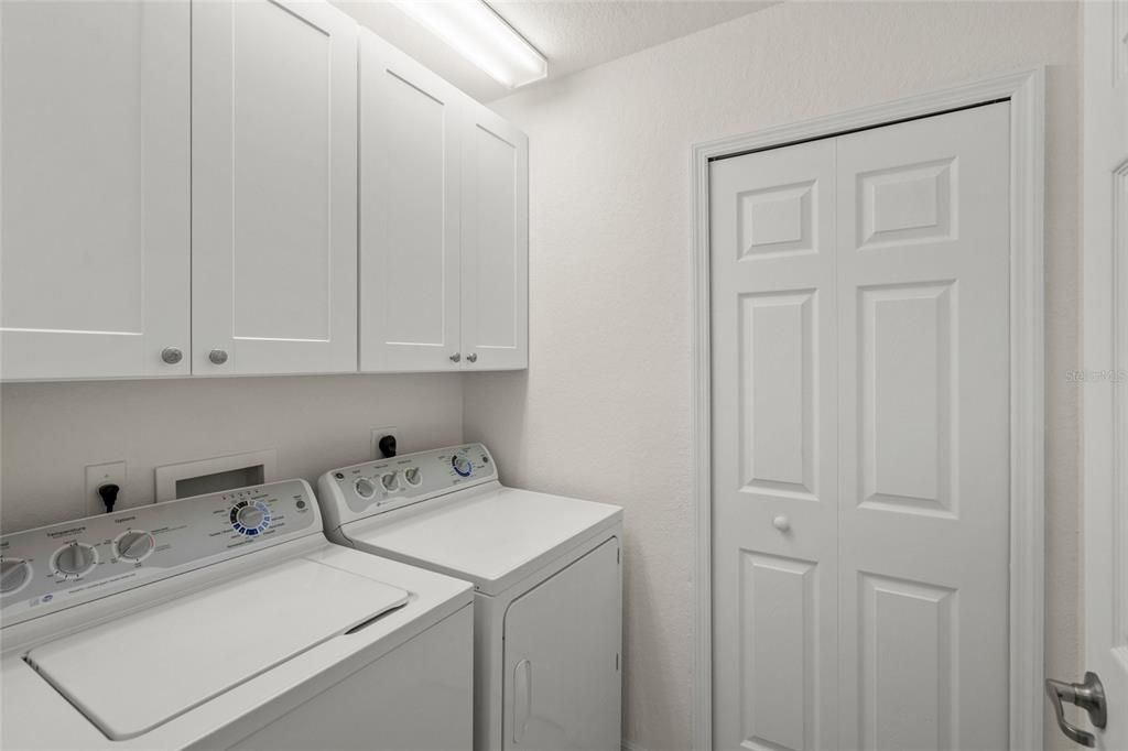 Active With Contract: $449,000 (3 beds, 2 baths, 1786 Square Feet)