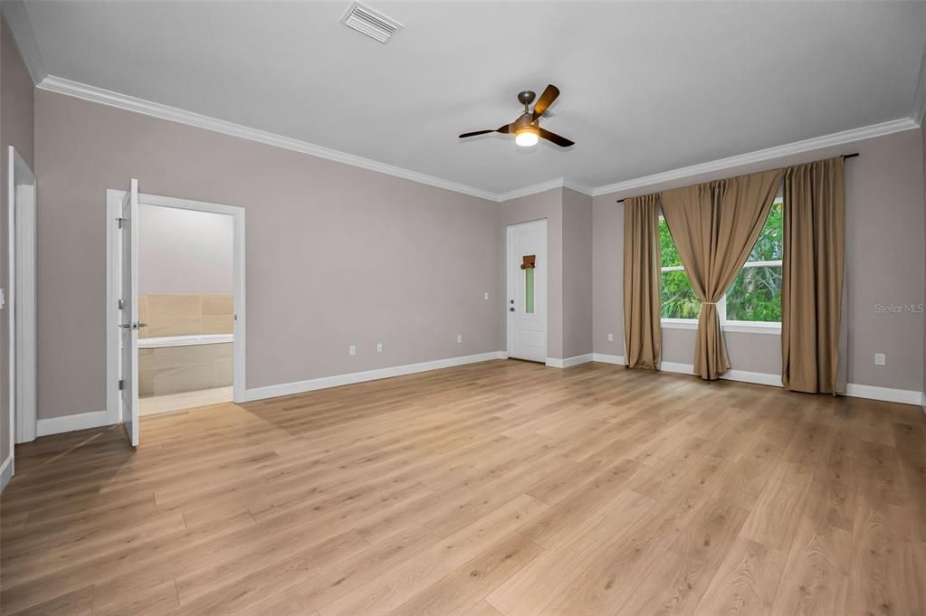 For Sale: $475,000 (3 beds, 2 baths, 2230 Square Feet)