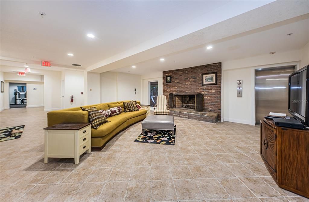 For Sale: $475,000 (3 beds, 2 baths, 2230 Square Feet)