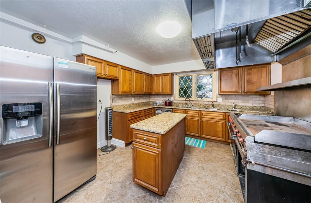 For Sale: $475,000 (3 beds, 2 baths, 2230 Square Feet)