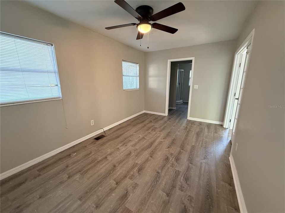 For Rent: $1,945 (3 beds, 2 baths, 1400 Square Feet)