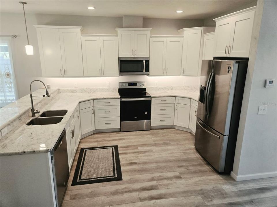 En Venta: $418,000 (3 camas, 2 baños, 1868 Pies cuadrados)
