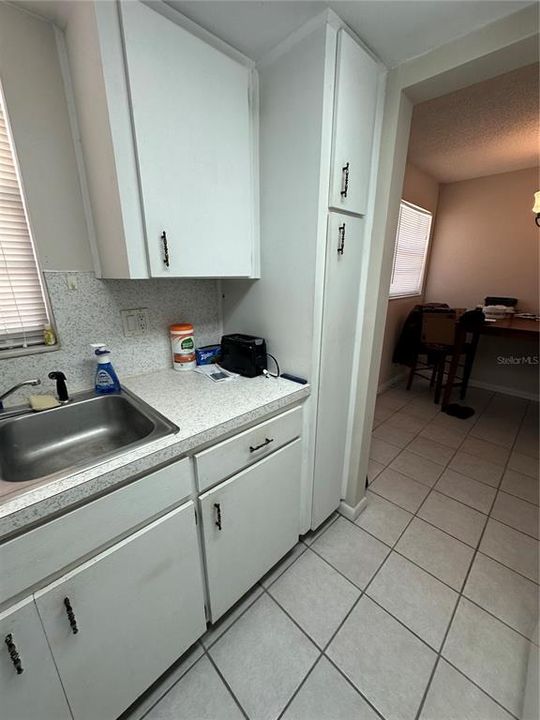 En Venta: $77,000 (1 camas, 1 baños, 732 Pies cuadrados)