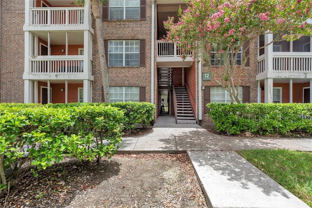 For Sale: $124,999 (1 beds, 1 baths, 642 Square Feet)