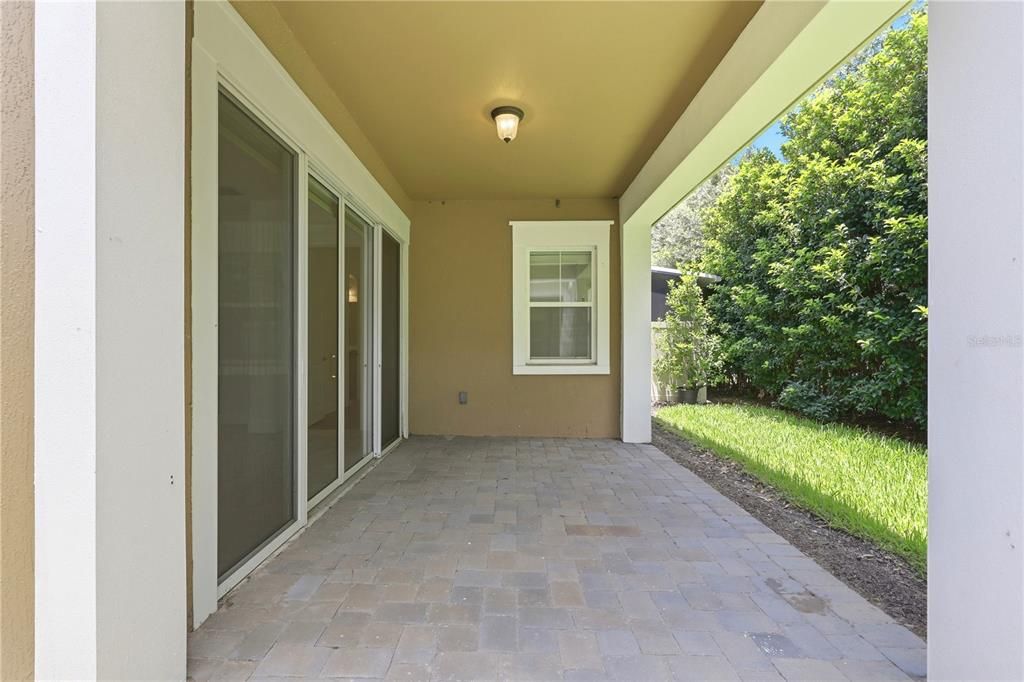 For Sale: $305,000 (2 beds, 2 baths, 1464 Square Feet)