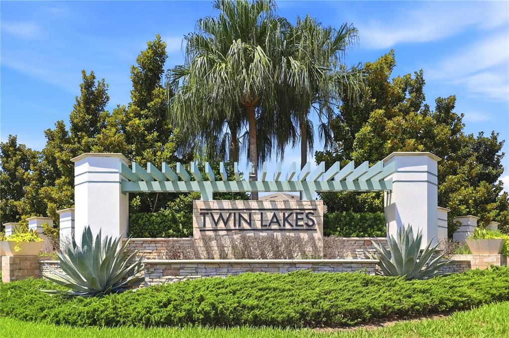 For Sale: $305,000 (2 beds, 2 baths, 1464 Square Feet)