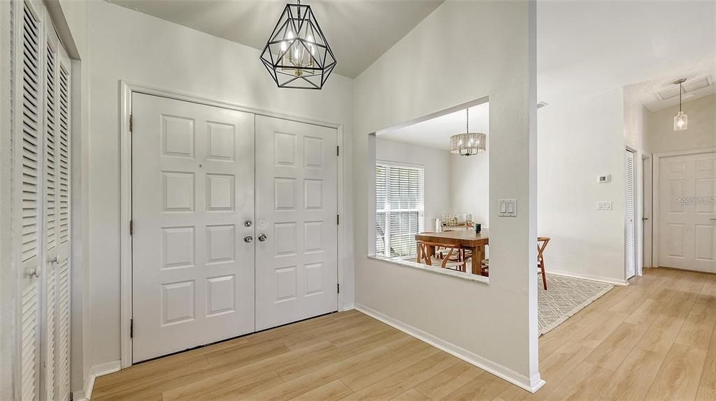 For Sale: $515,000 (3 beds, 2 baths, 1578 Square Feet)
