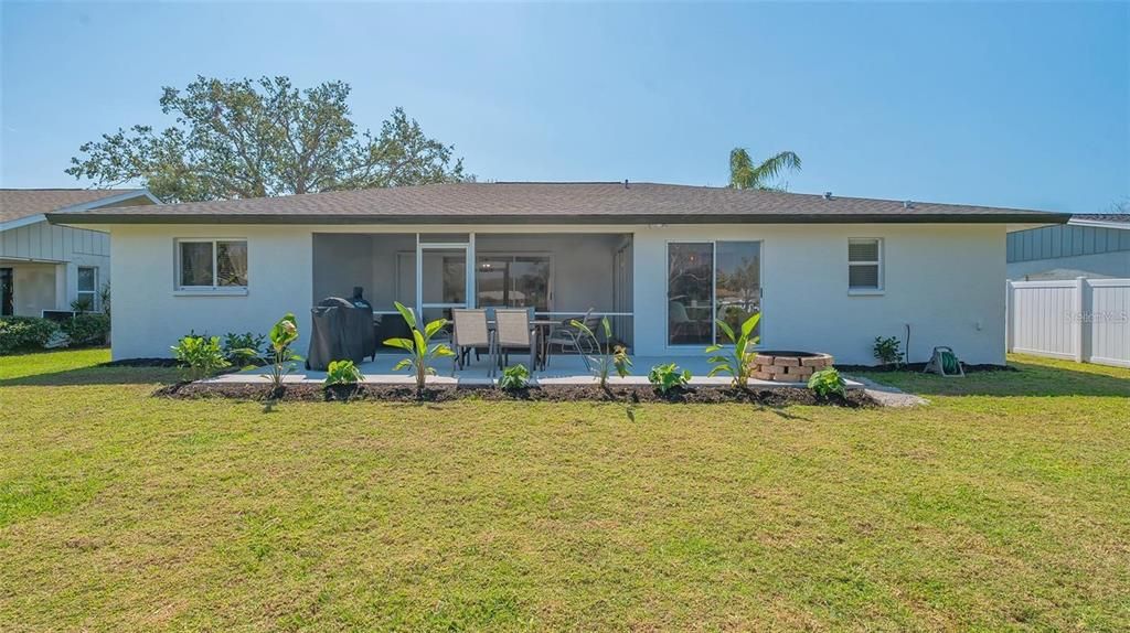 For Sale: $515,000 (3 beds, 2 baths, 1578 Square Feet)