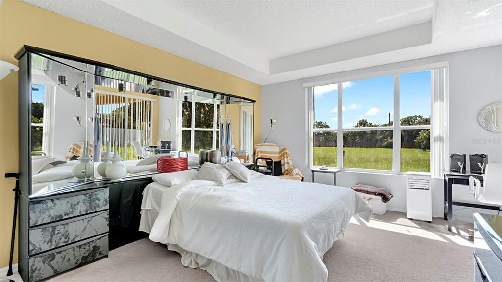 For Sale: $675,000 (5 beds, 4 baths, 3540 Square Feet)