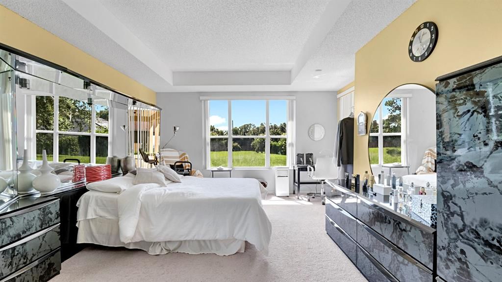 For Sale: $675,000 (5 beds, 4 baths, 3540 Square Feet)