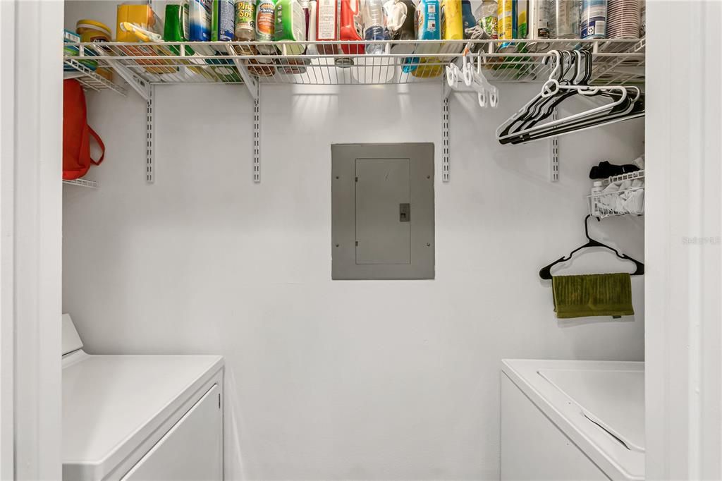 For Rent: $3,800 (2 beds, 2 baths, 938 Square Feet)