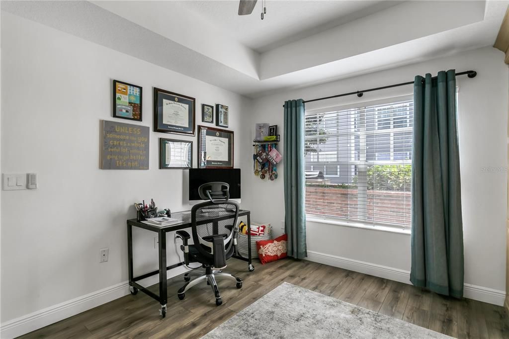 For Rent: $3,800 (2 beds, 2 baths, 938 Square Feet)