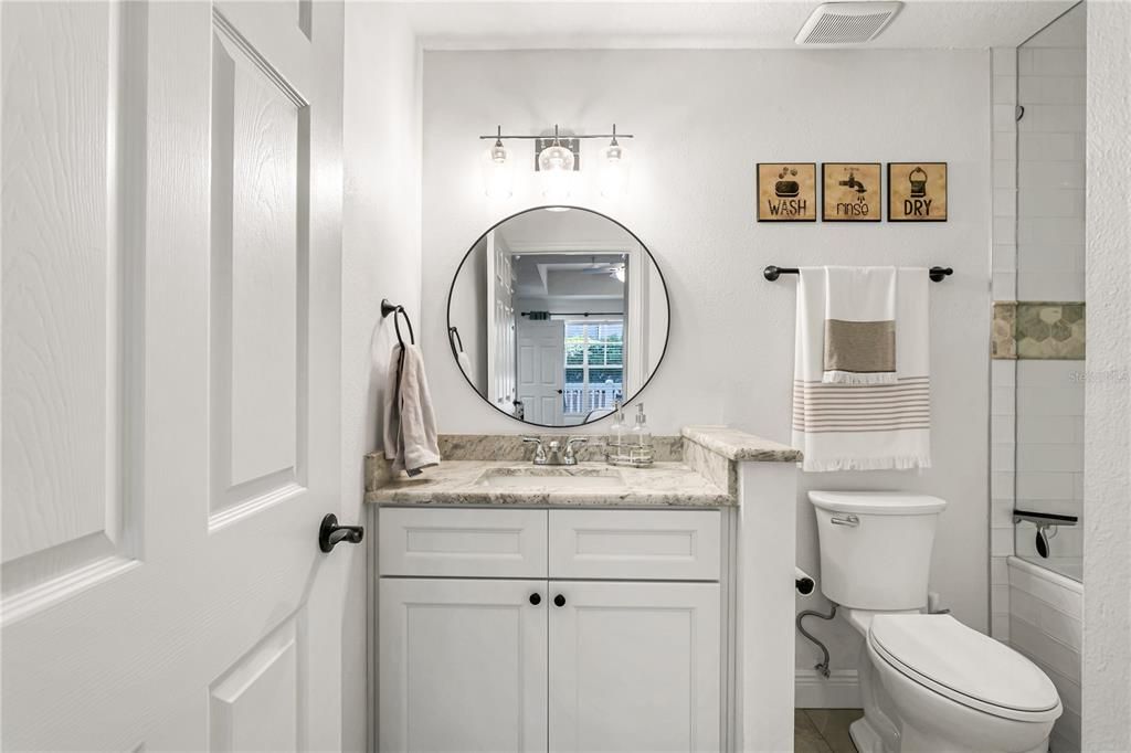 For Rent: $3,800 (2 beds, 2 baths, 938 Square Feet)