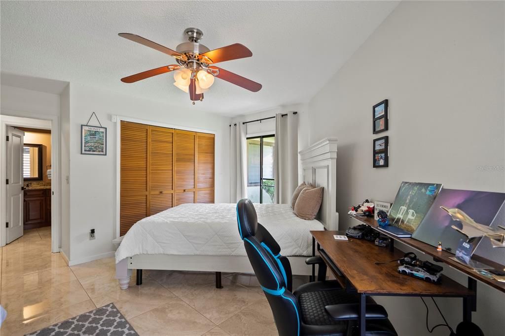 For Sale: $370,000 (2 beds, 2 baths, 1497 Square Feet)