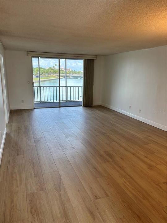En Renta: $2,750 (2 camas, 2 baños, 1110 Pies cuadrados)