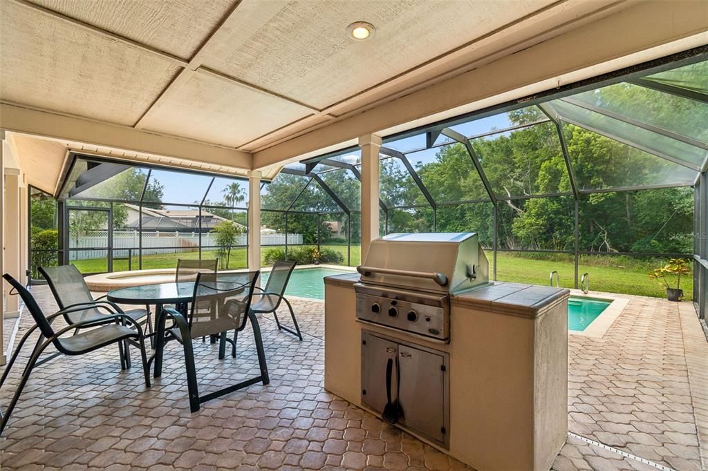 En Venta: $699,000 (5 camas, 3 baños, 3108 Pies cuadrados)