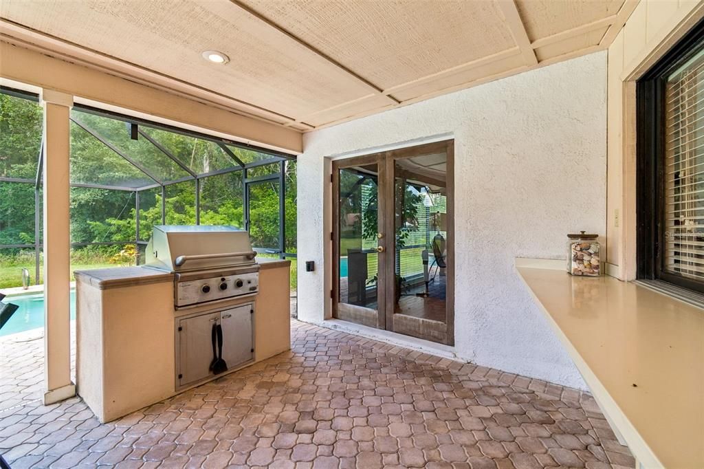 En Venta: $699,000 (5 camas, 3 baños, 3108 Pies cuadrados)
