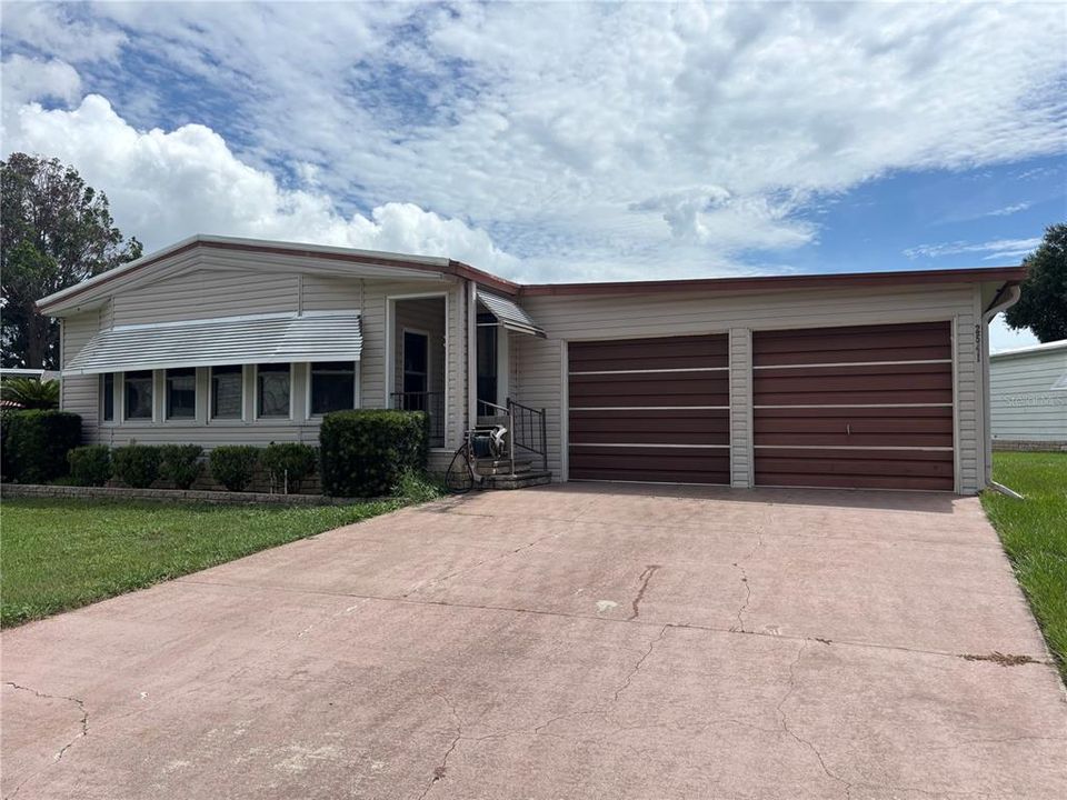 For Sale: $130,000 (2 beds, 2 baths, 1501 Square Feet)