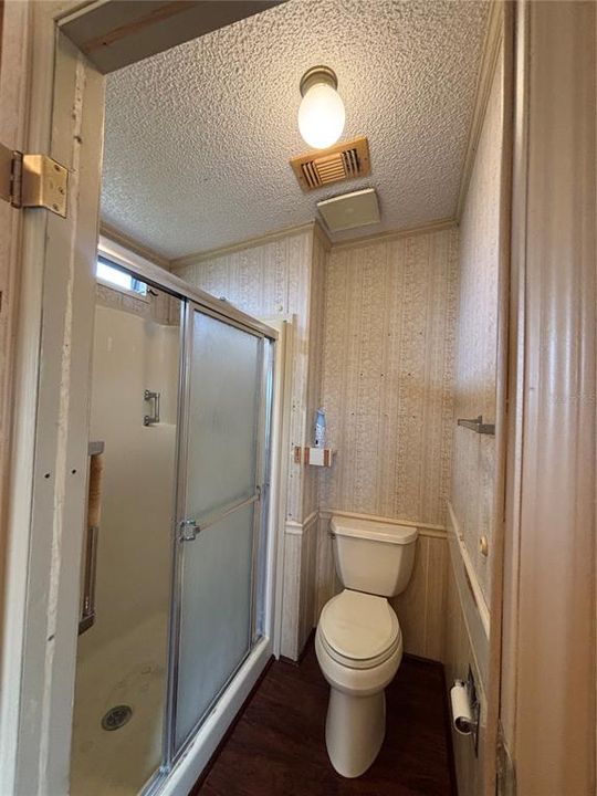 For Sale: $130,000 (2 beds, 2 baths, 1501 Square Feet)