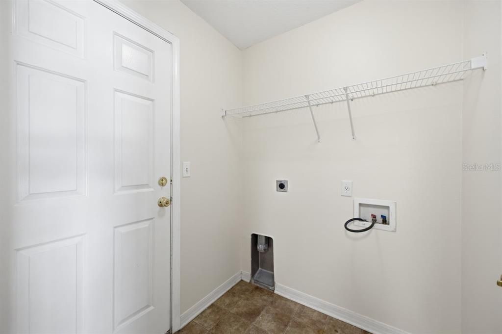 For Sale: $279,950 (3 beds, 2 baths, 1529 Square Feet)