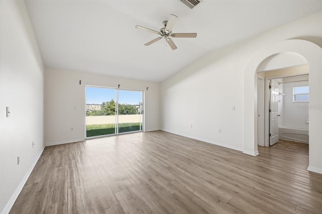 For Sale: $279,950 (3 beds, 2 baths, 1529 Square Feet)