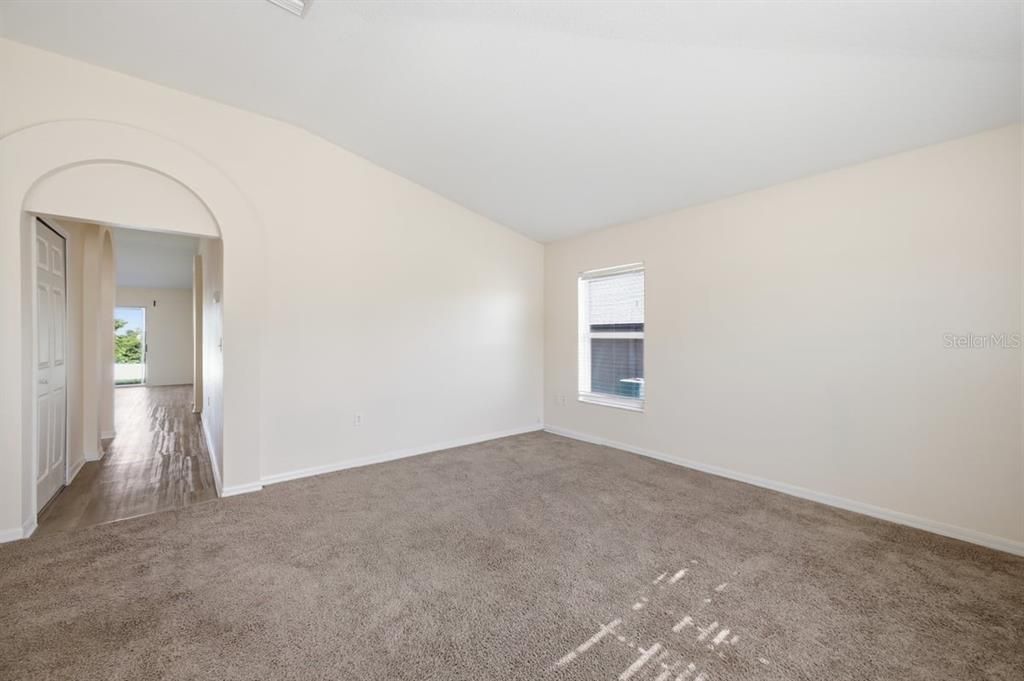 For Sale: $279,950 (3 beds, 2 baths, 1529 Square Feet)