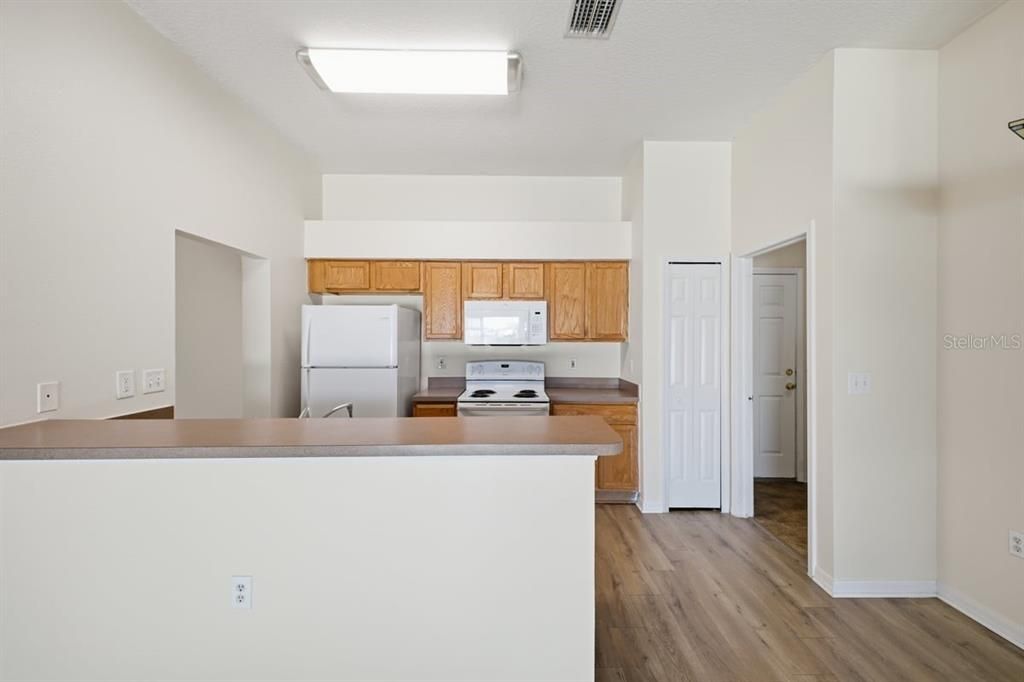 For Sale: $279,950 (3 beds, 2 baths, 1529 Square Feet)