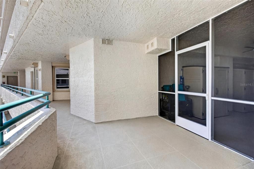 En Venta: $684,900 (3 camas, 3 baños, 2387 Pies cuadrados)