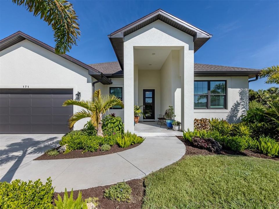 For Sale: $447,900 (4 beds, 3 baths, 2476 Square Feet)