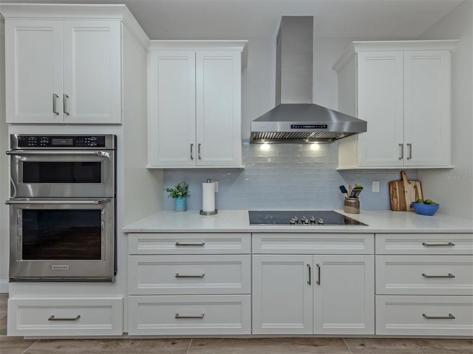 For Sale: $447,900 (4 beds, 3 baths, 2476 Square Feet)