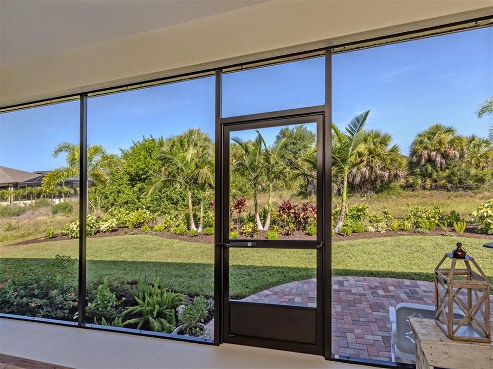 For Sale: $447,900 (4 beds, 3 baths, 2476 Square Feet)