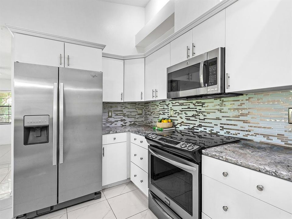 В аренду: $3,550 (3 спален, 2 ванн, 2195 Квадратных фут)