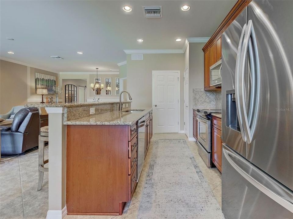 For Sale: $539,900 (3 beds, 2 baths, 1910 Square Feet)