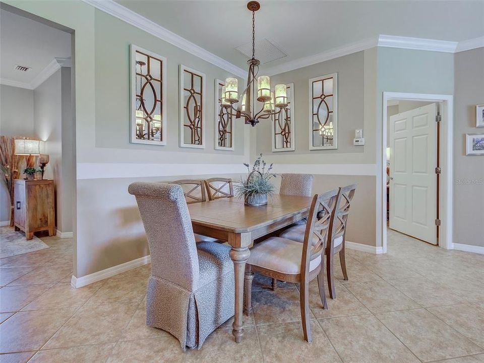 For Sale: $539,900 (3 beds, 2 baths, 1910 Square Feet)