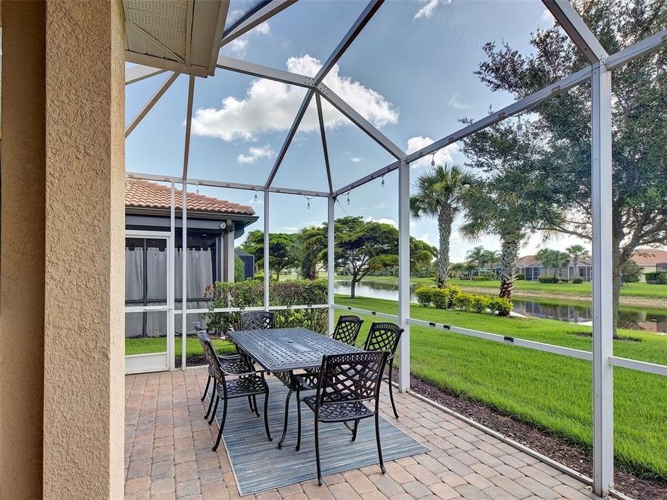 For Sale: $539,900 (3 beds, 2 baths, 1910 Square Feet)