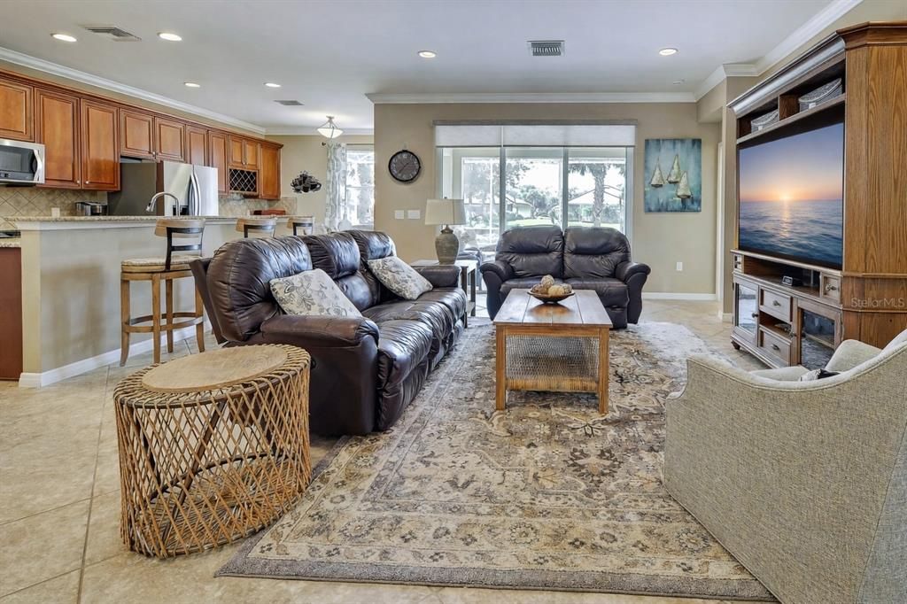 For Sale: $539,900 (3 beds, 2 baths, 1910 Square Feet)