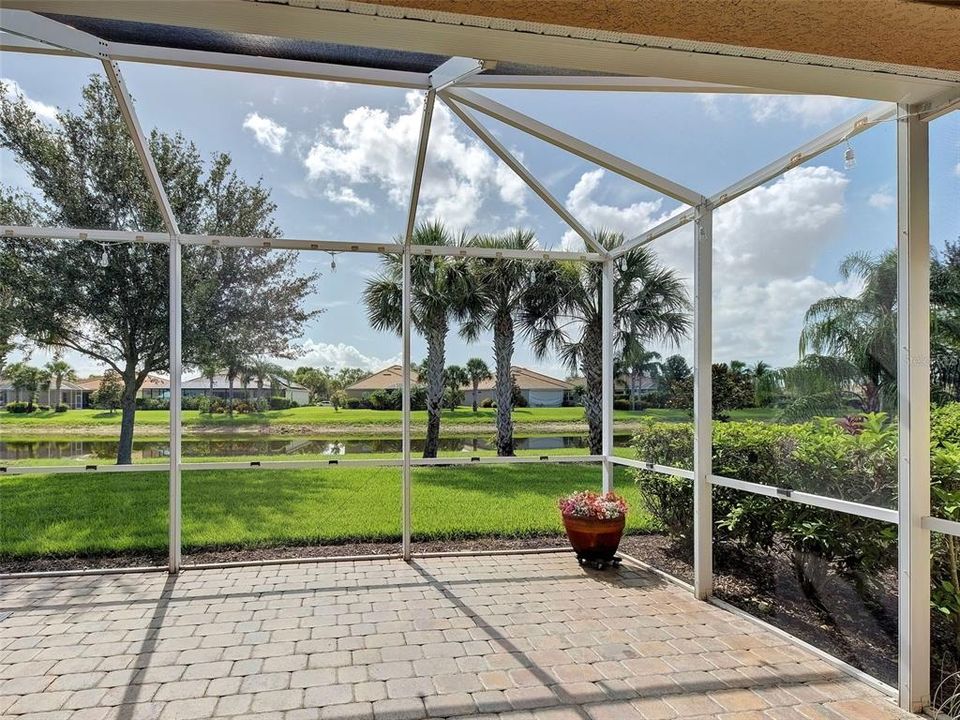 For Sale: $539,900 (3 beds, 2 baths, 1910 Square Feet)