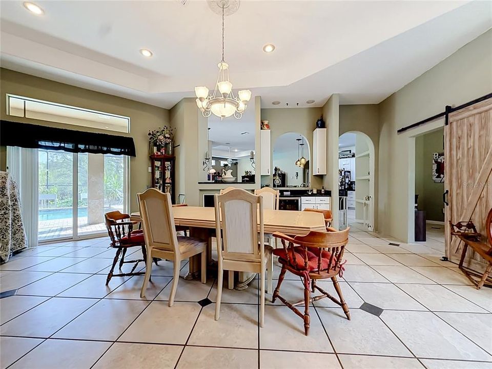 For Sale: $599,500 (5 beds, 4 baths, 3296 Square Feet)