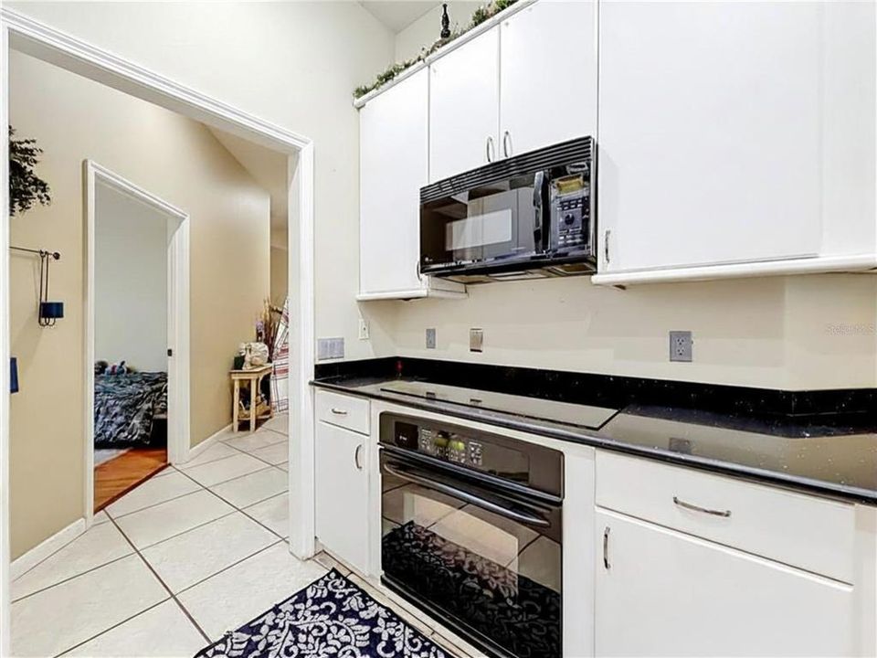 For Sale: $599,500 (5 beds, 4 baths, 3296 Square Feet)