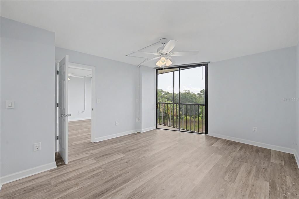 For Sale: $249,900 (3 beds, 2 baths, 1065 Square Feet)