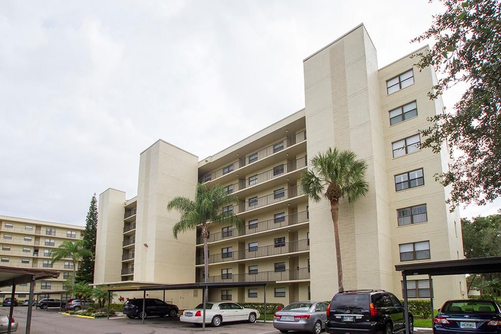 For Sale: $249,900 (3 beds, 2 baths, 1065 Square Feet)