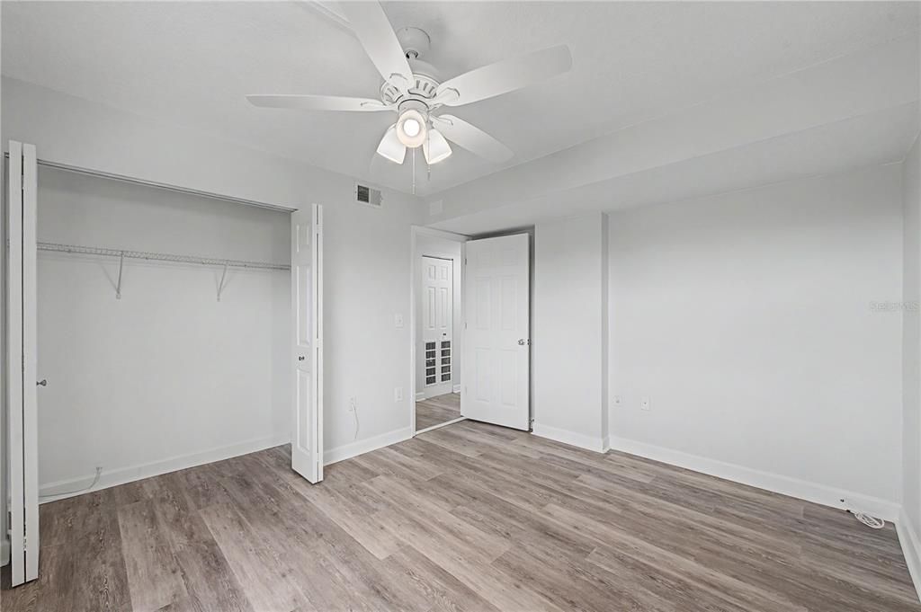 For Sale: $249,900 (3 beds, 2 baths, 1065 Square Feet)